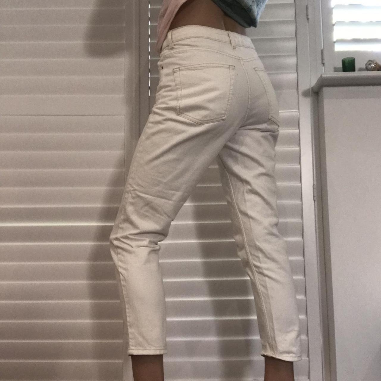 White y2k Jeans •Straight leg white jeans from... - Depop