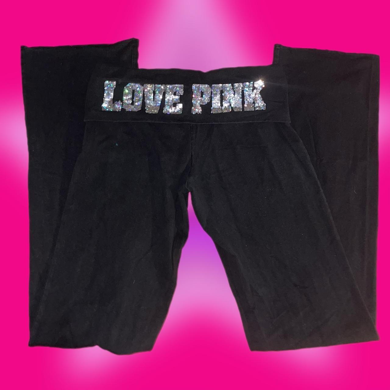 Pink flare-pants-y2k - Depop