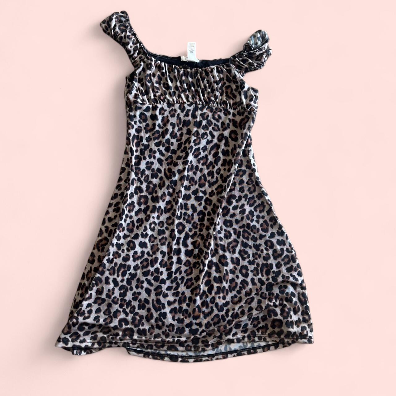 item listed by cinnamon_girl777