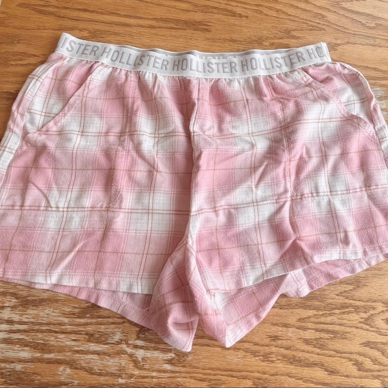 light pink plaid hollister sleep shorts ! size XL... Depop