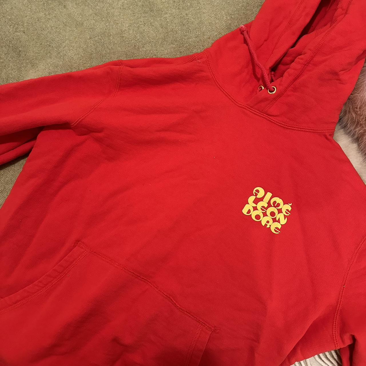 item listed by emma1427