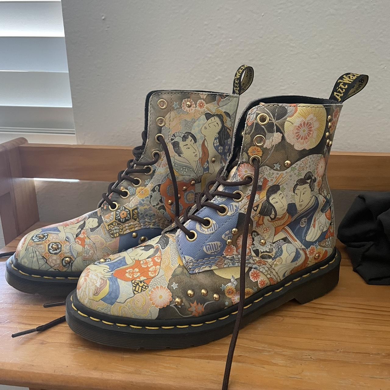 Dr martens 1460 pascal eastern art hotsell