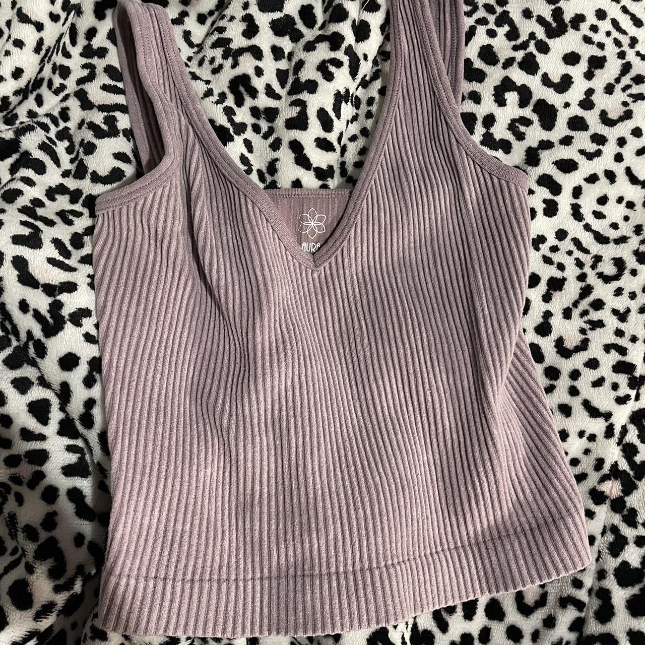 •Ribbed aura crop top💗 •super soft and stretchy - Depop