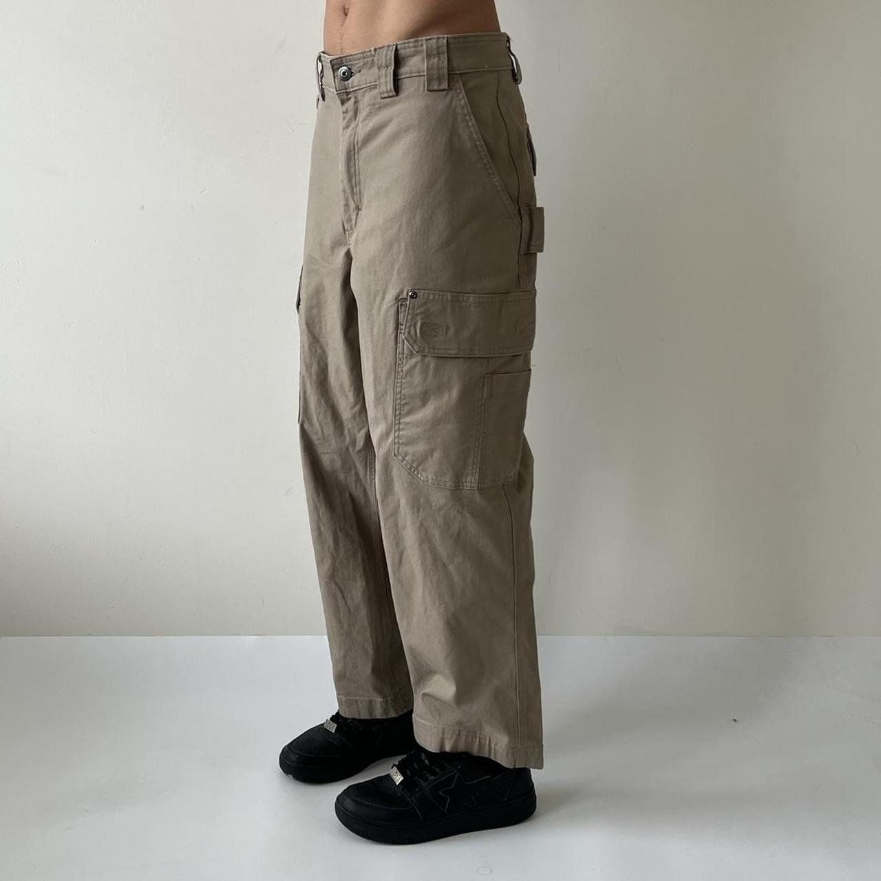 Duluth Trading Company Men's Khaki Trousers (2)