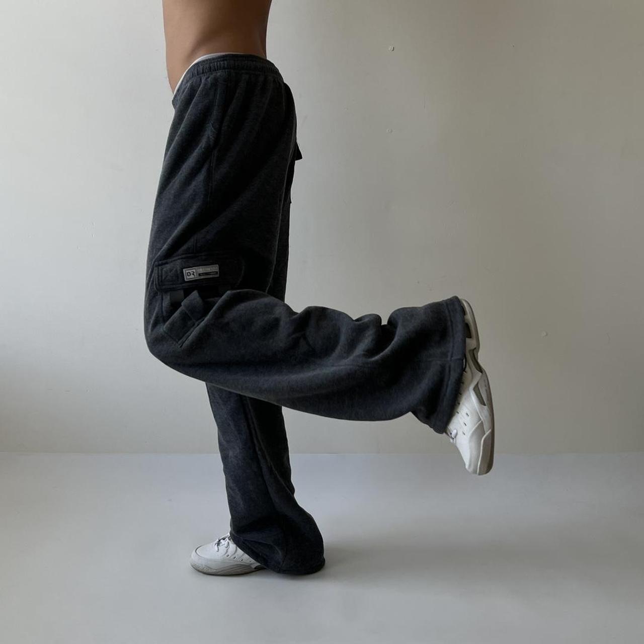 Y2K Black Nike Cargo Sweatpants Waist 30” Length - Depop