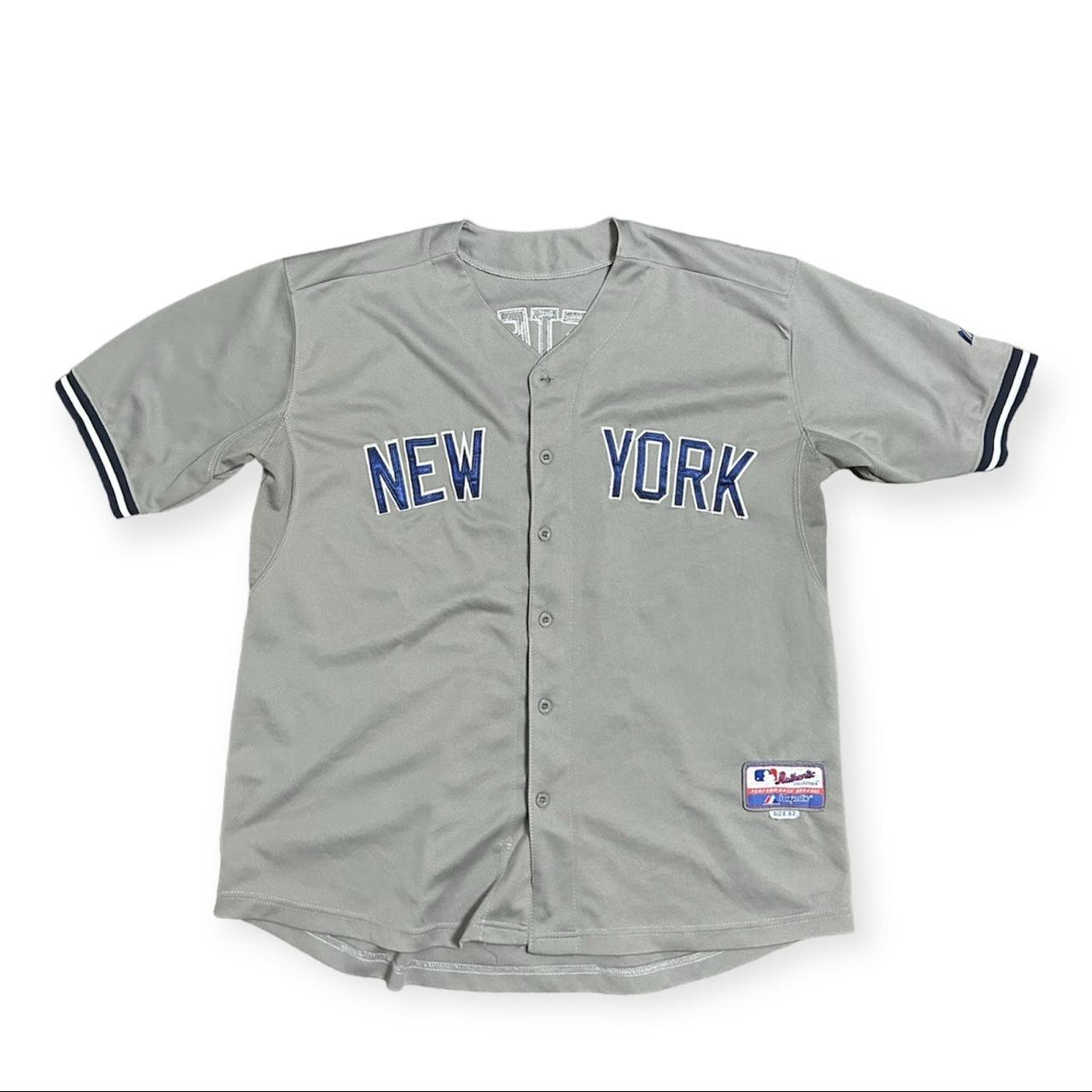 Majestic New York Yankees Men Medium Derek Jeter - Depop