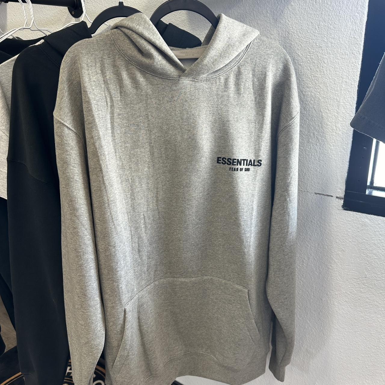 Essentials fear of God hoodie deals size L