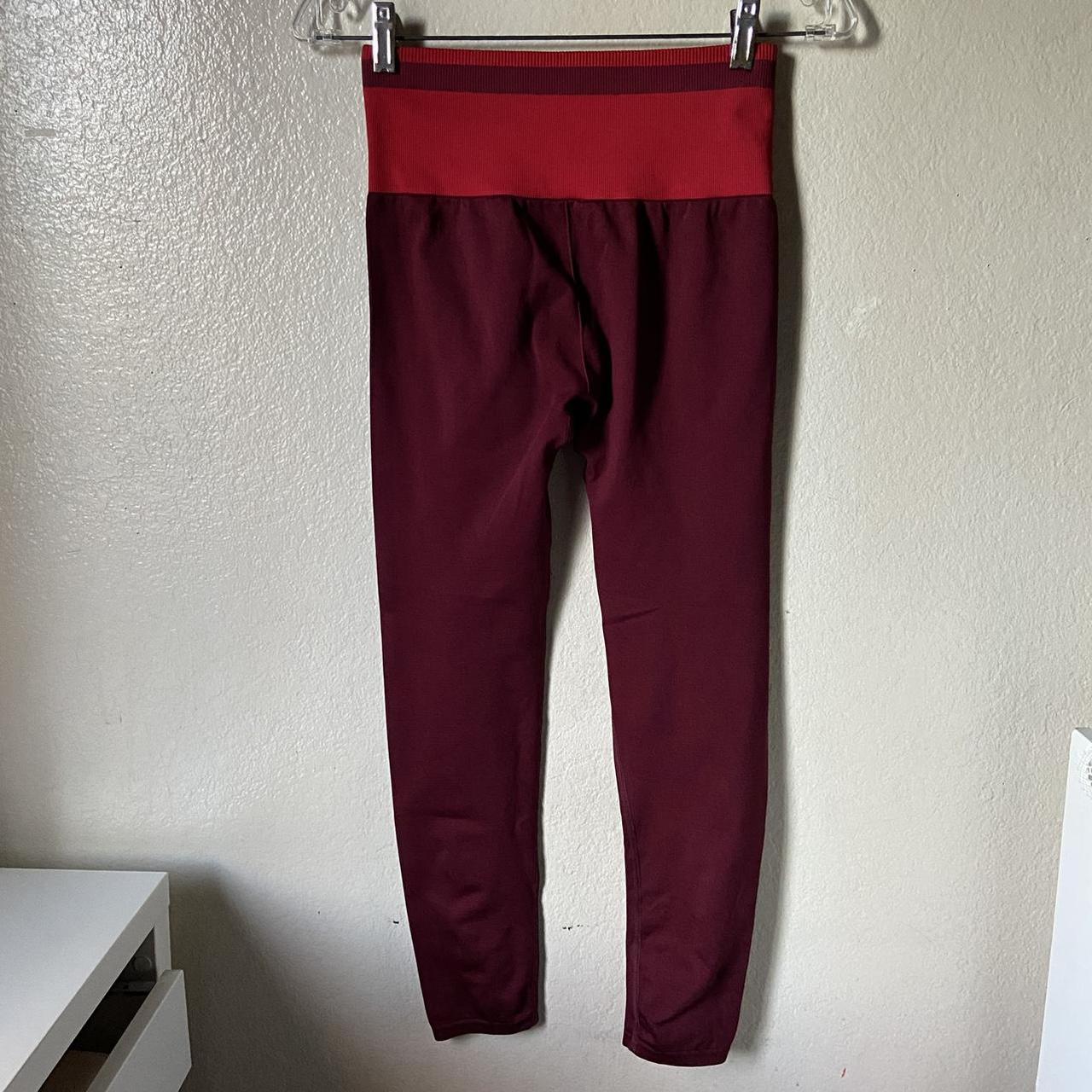 new with tag fabletics red matching set! soooo soft! - Depop