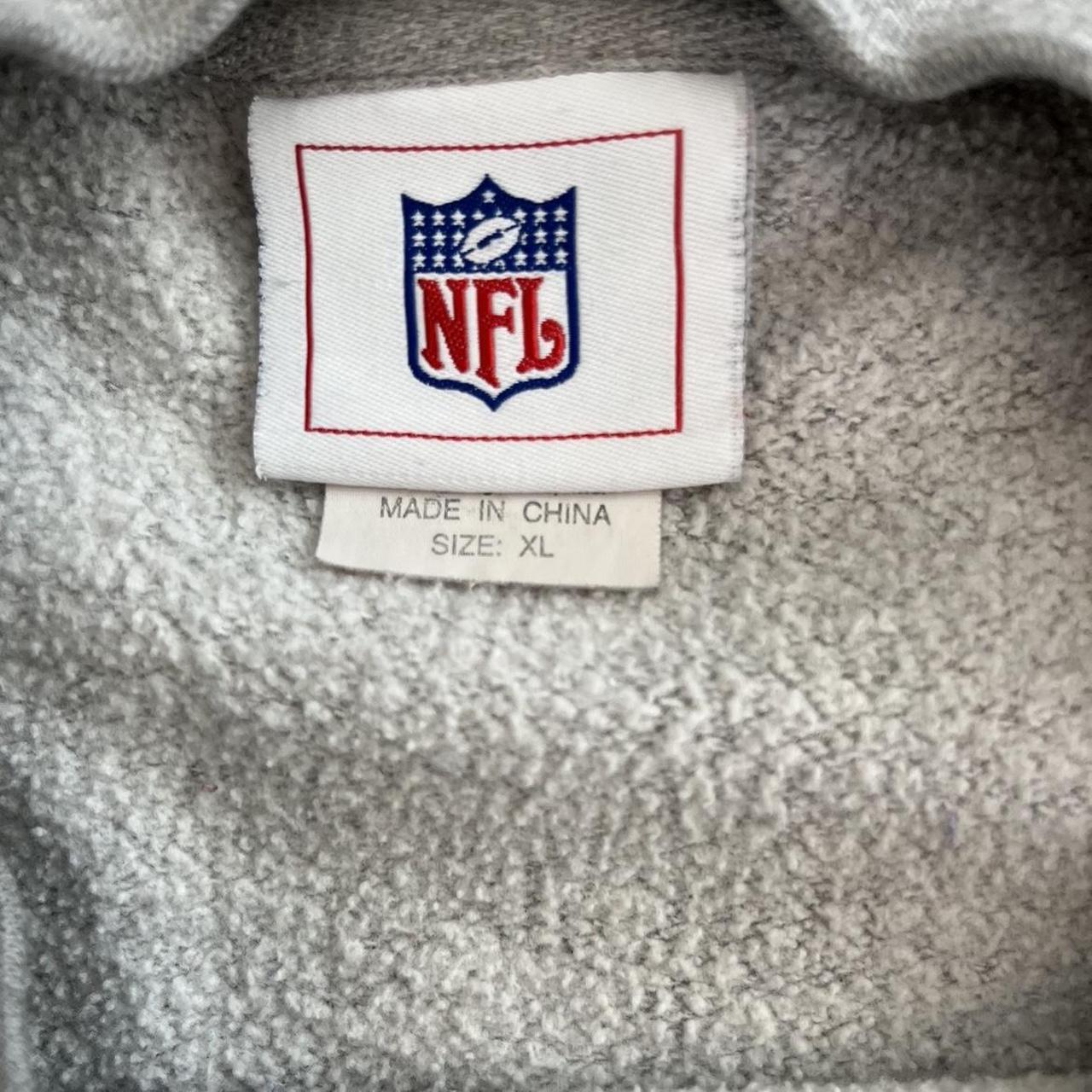 Minessota vikings sweatshirt small NFL merchandise - Depop