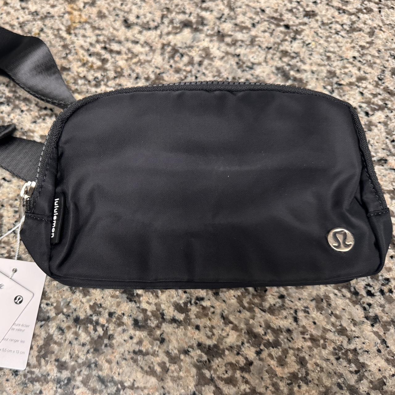 Brand New Lululemon good Everywhere Belt Bag