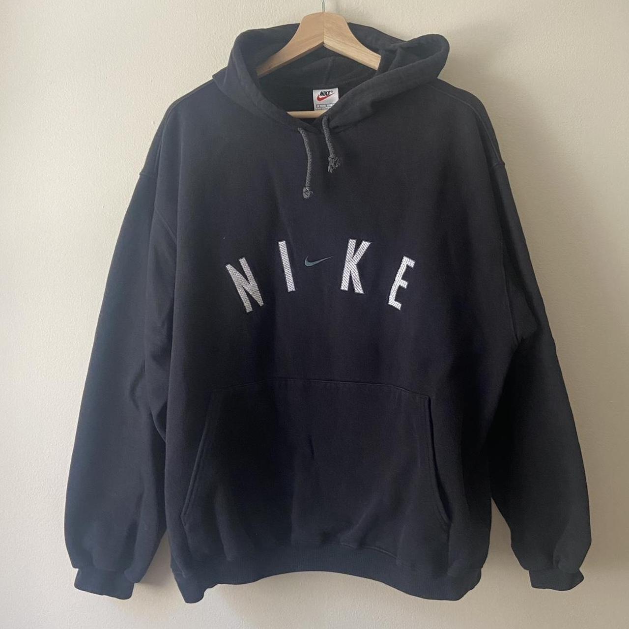 Nike Men's Black Hoodie | Depop