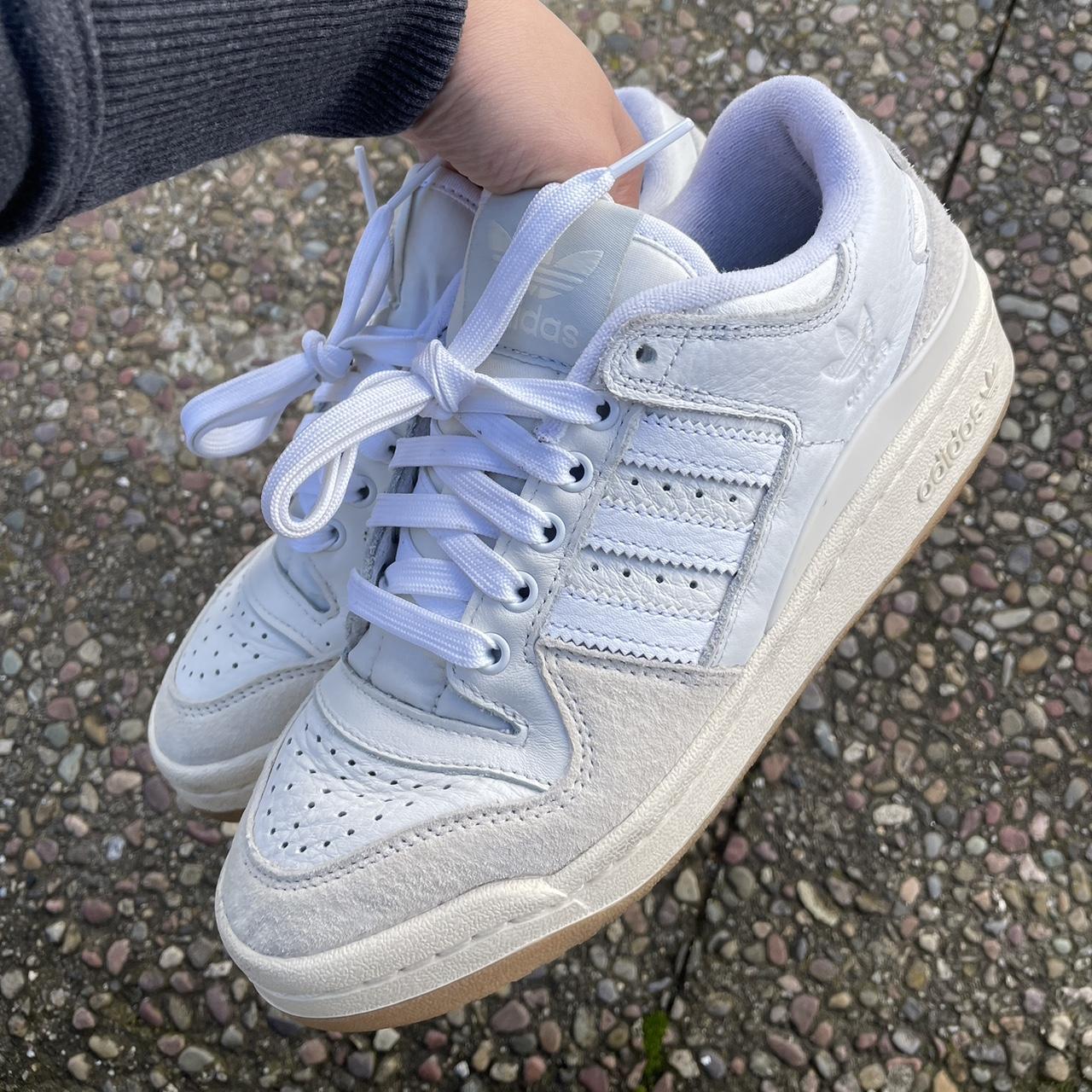 Women's Cream Trainers Depop