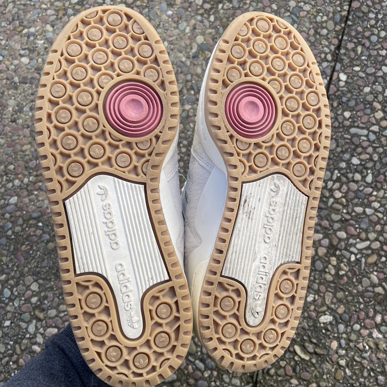 Women's Cream Trainers Depop