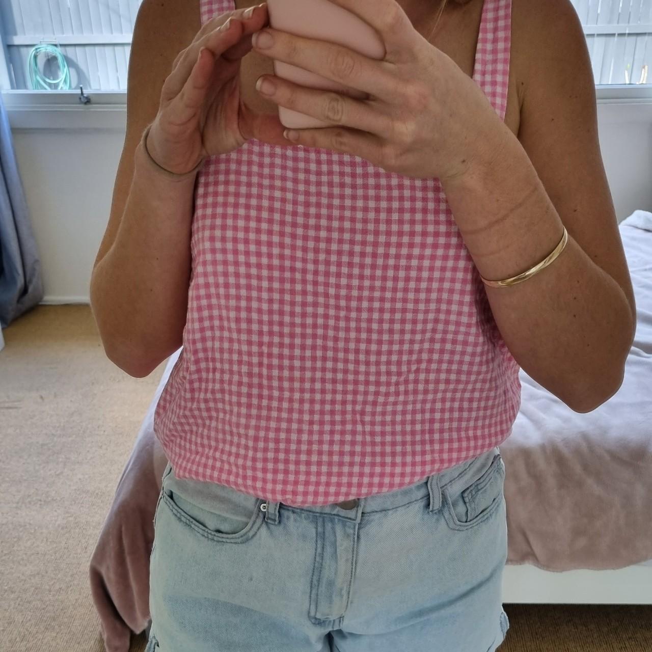 Sportsgirl pink gingham top size 8 pink top... Depop