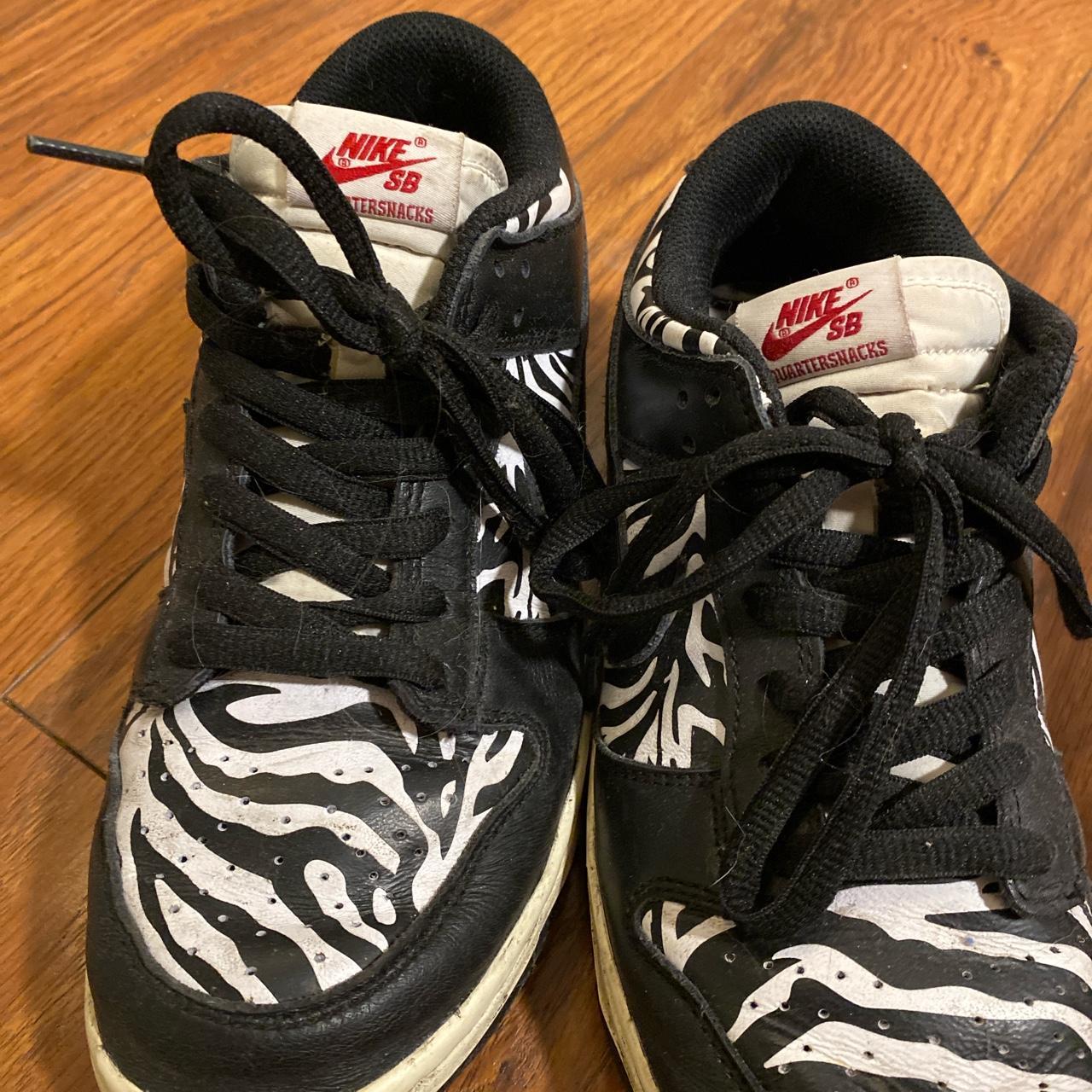 dunks zebra