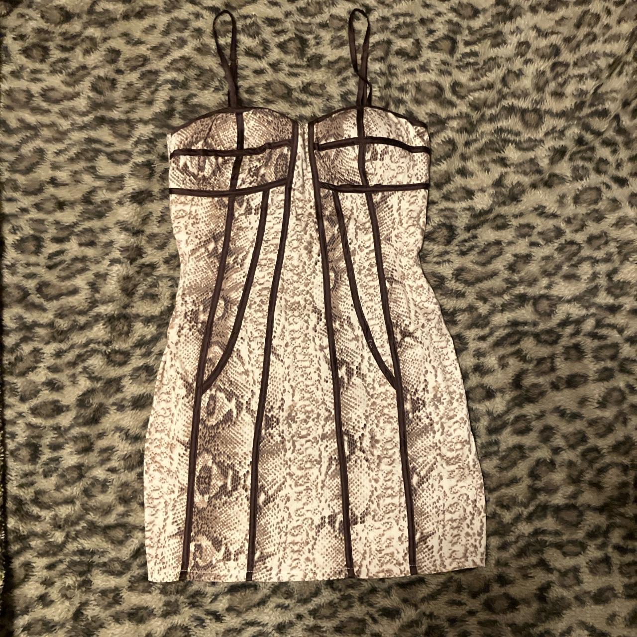 item listed by p0rcelainprincess