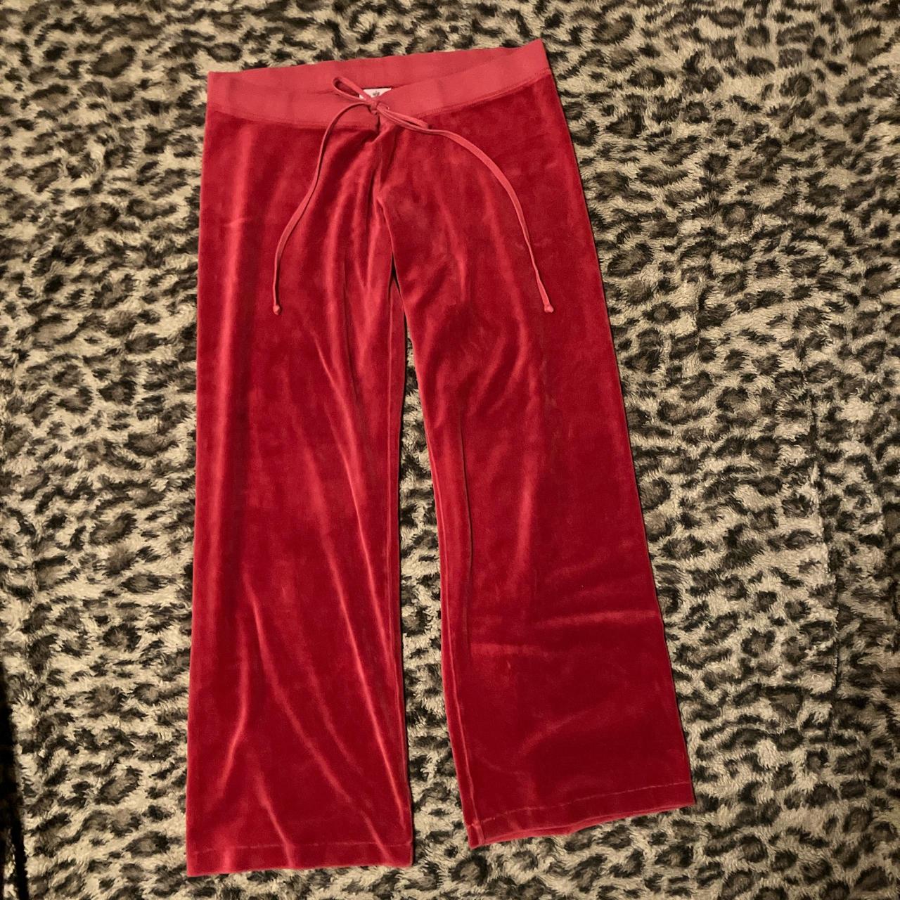 item listed by p0rcelainprincess