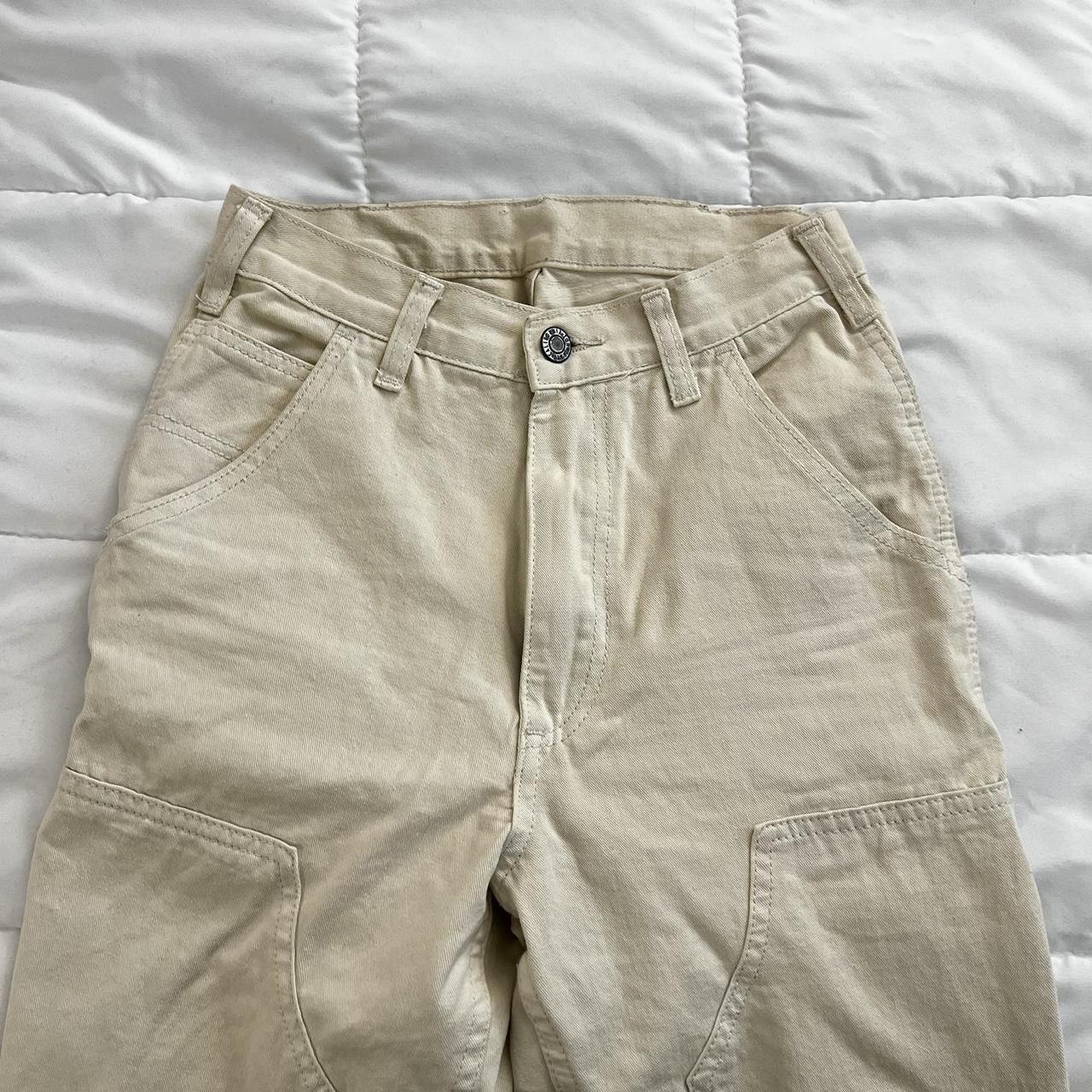 Brandy Melville Jane Cargo Pants Size S. Fits... Depop