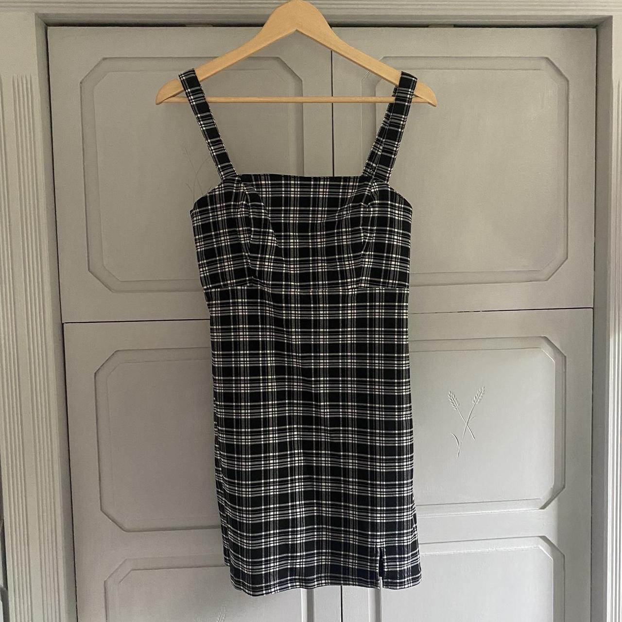 Hollister black and white check pinafore dress with