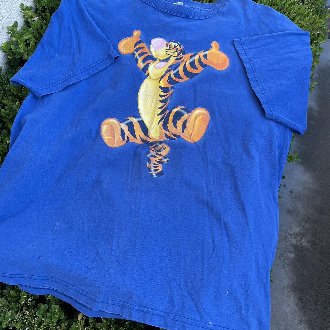 VTG Disney “Tigger” tshirt. Does have some white... - Depop