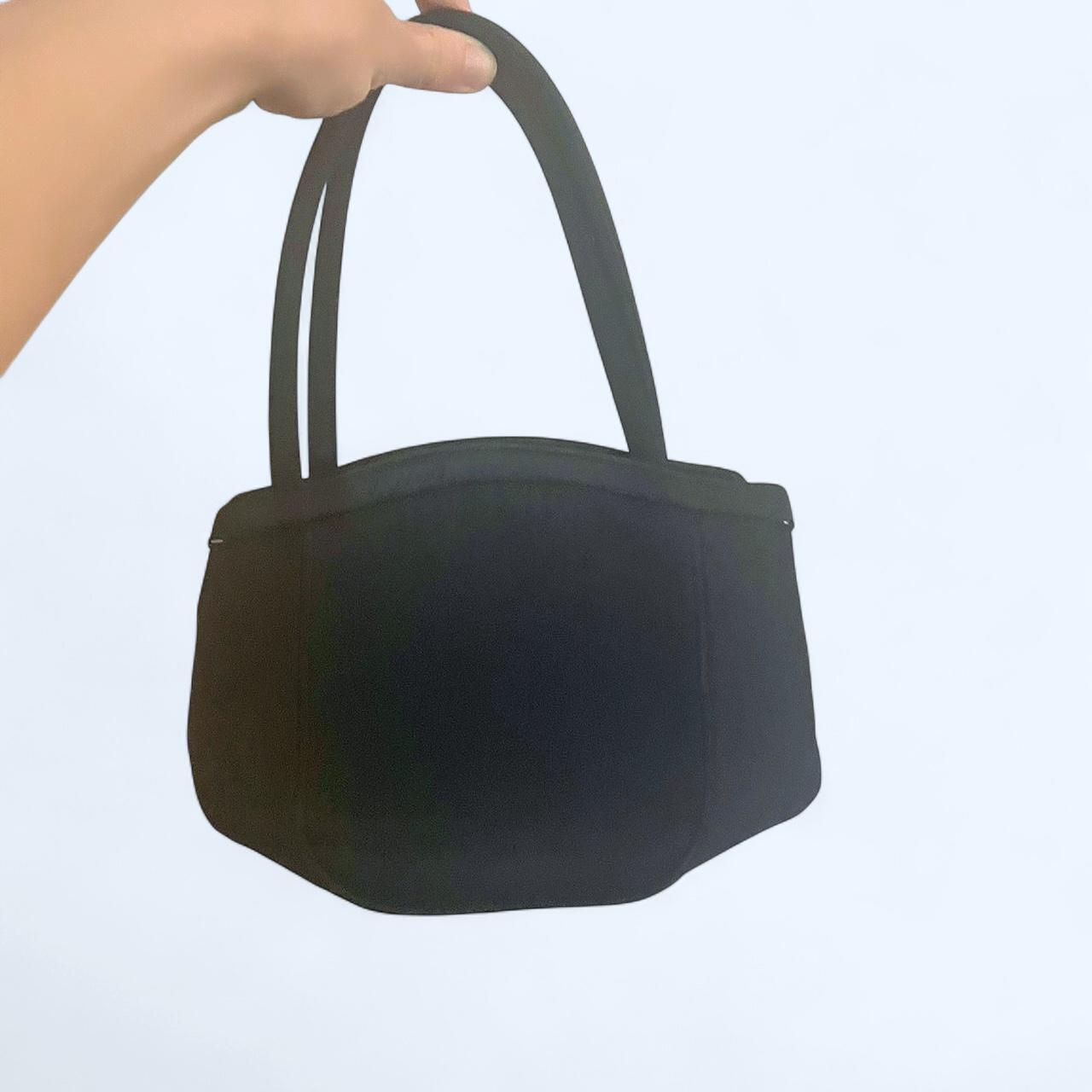 item listed by dirtymartiniii