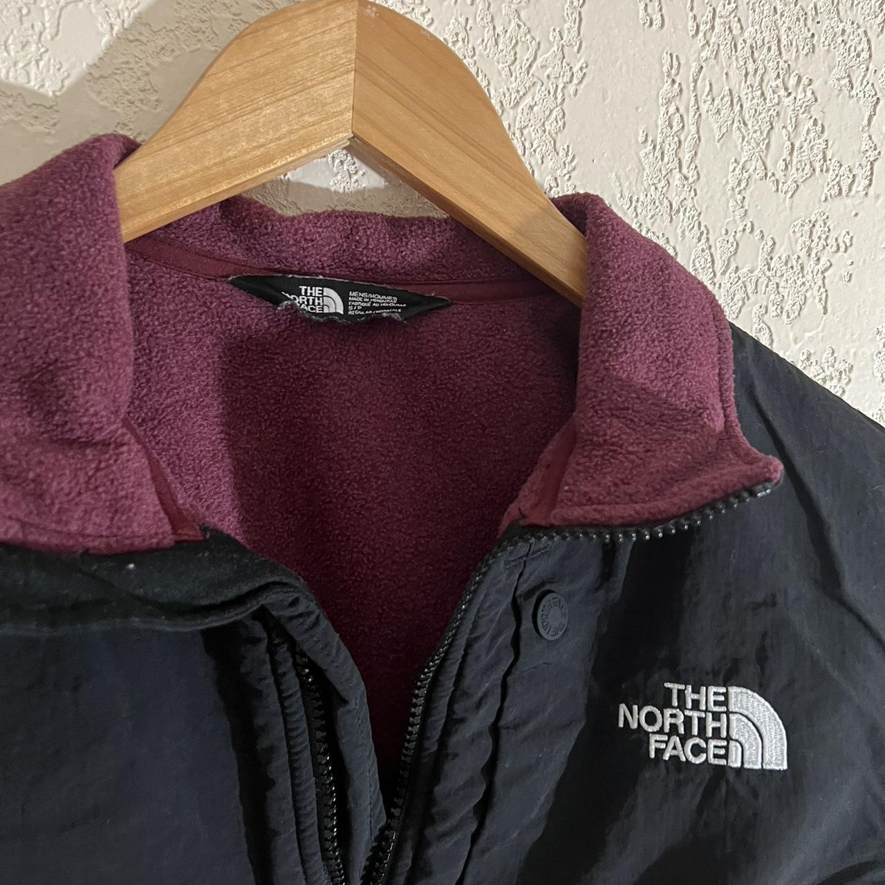 The North Face Black Burgundy Red Fleece 200 Tundra... - Depop