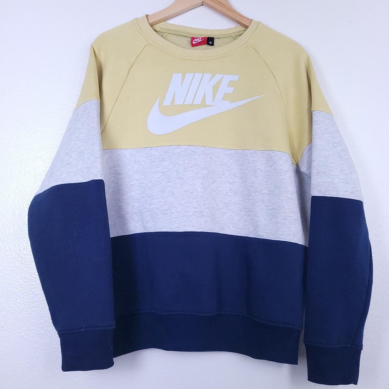 Nike colourblock sweatshirt hot sale