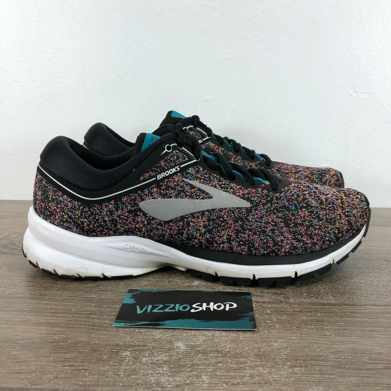 Brooks launch store 5 size 10