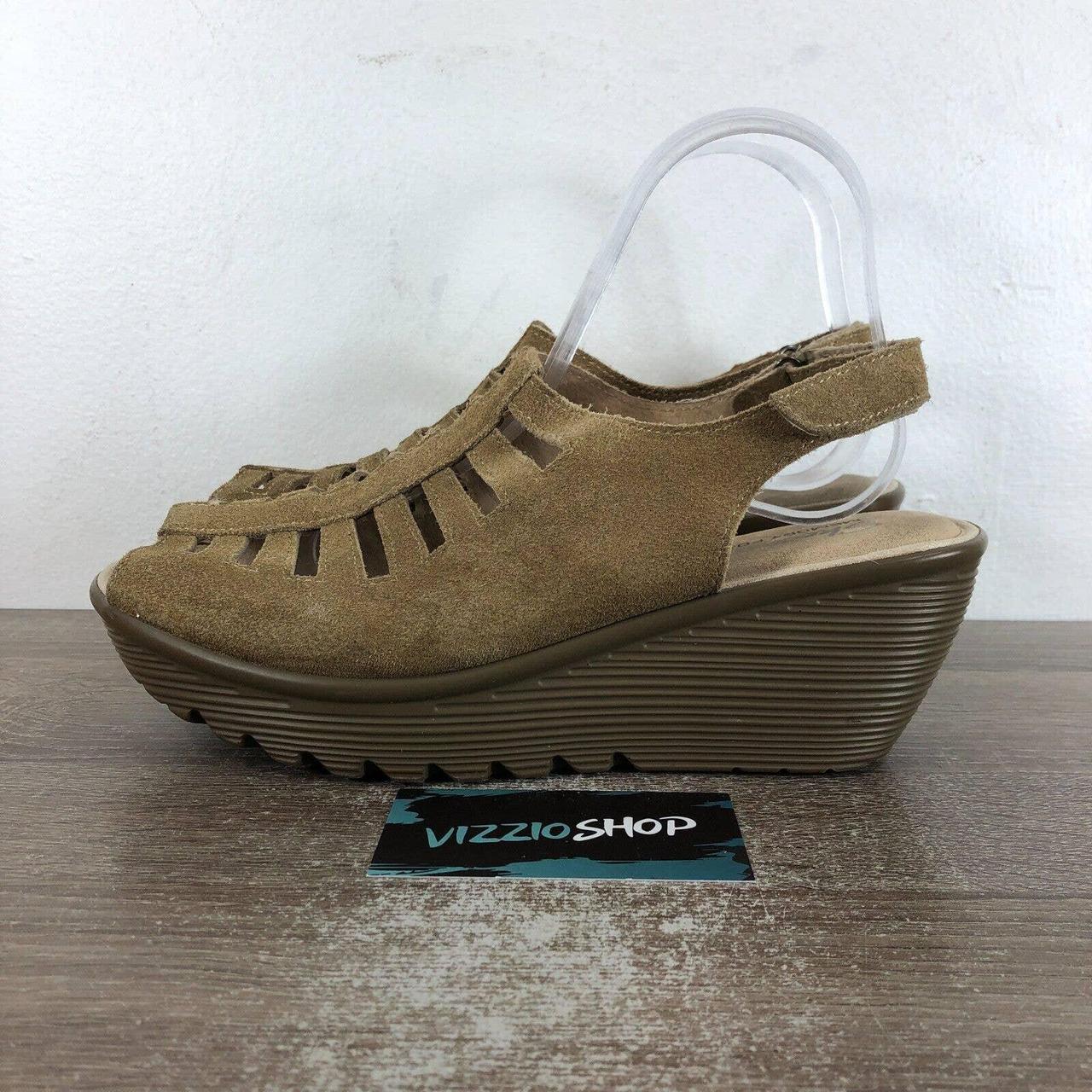 skechers trapezoid sandals