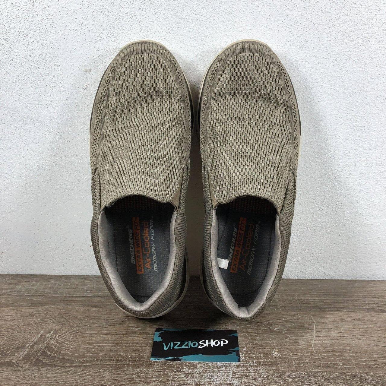SKECHERS EXTRA WIDE air cooled memory foam