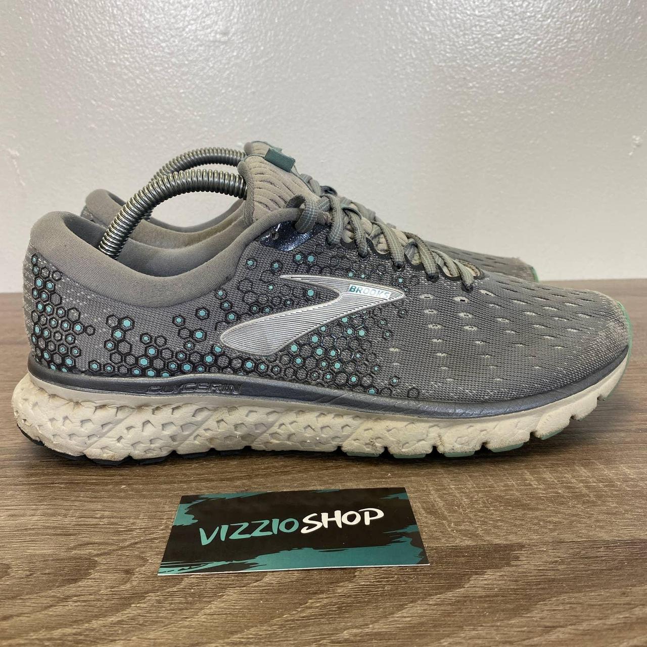 Brooks 2024 shoes silver