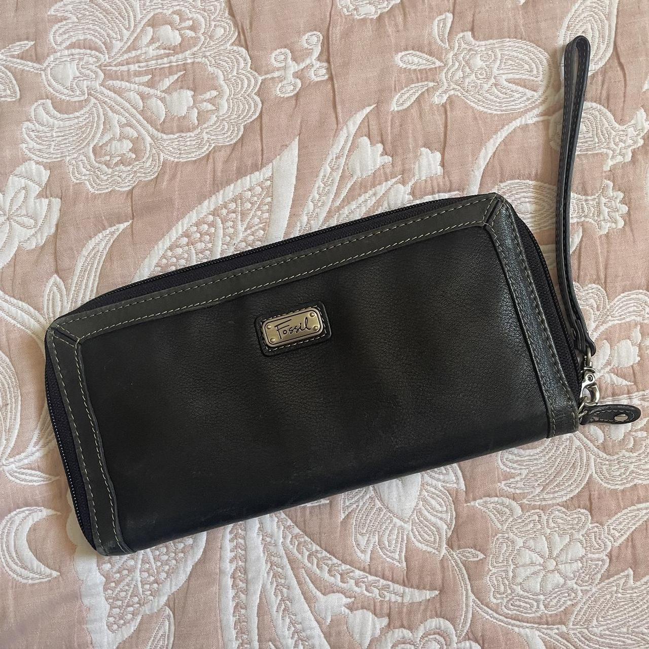 Replaced my 10 year old Fossil wallet for this Tory Burch beaut! :  r/handbags