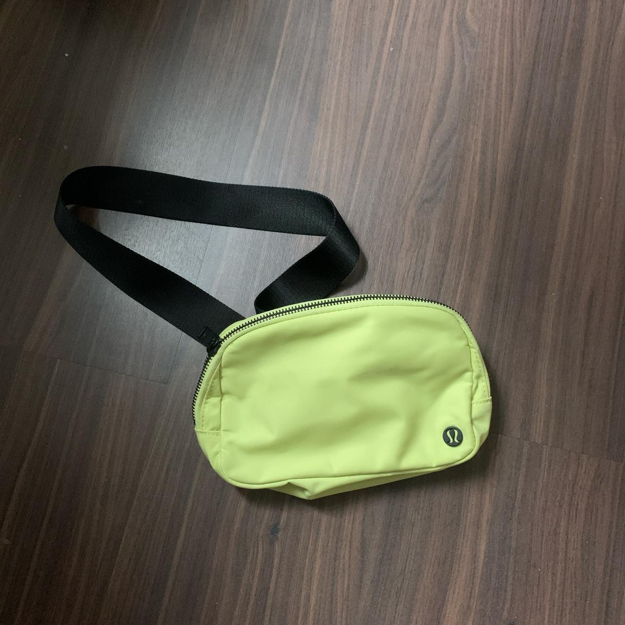 Lululemon Fanny pack Great condition, I just never - Depop