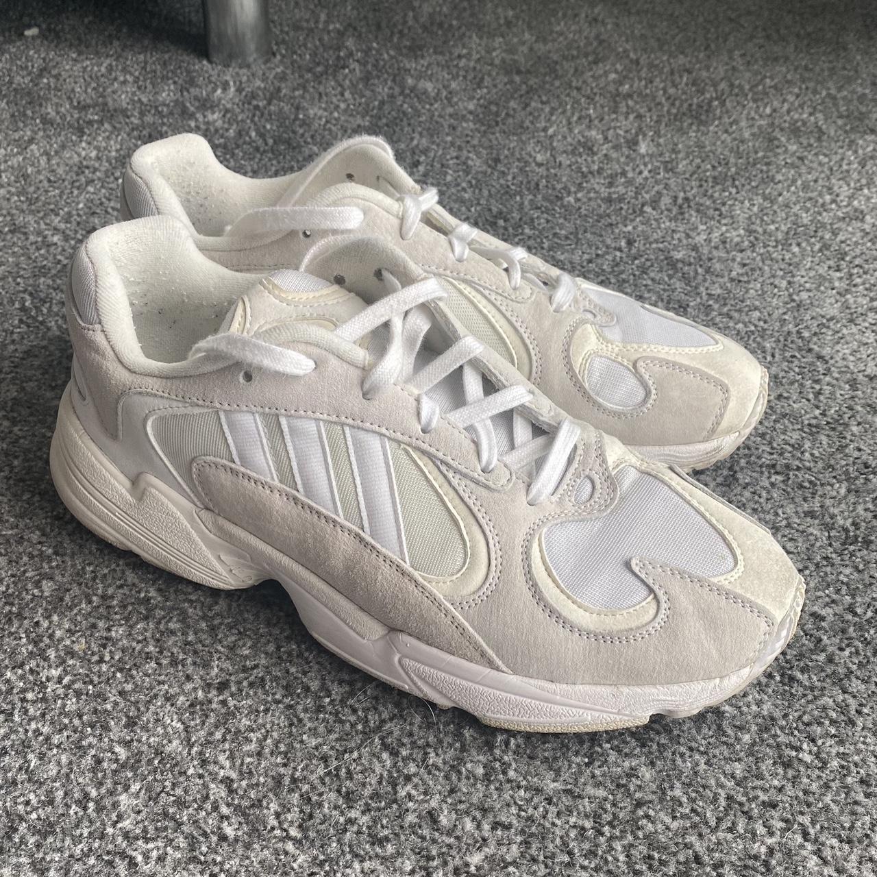 Mens white cheap yung 1 trainers