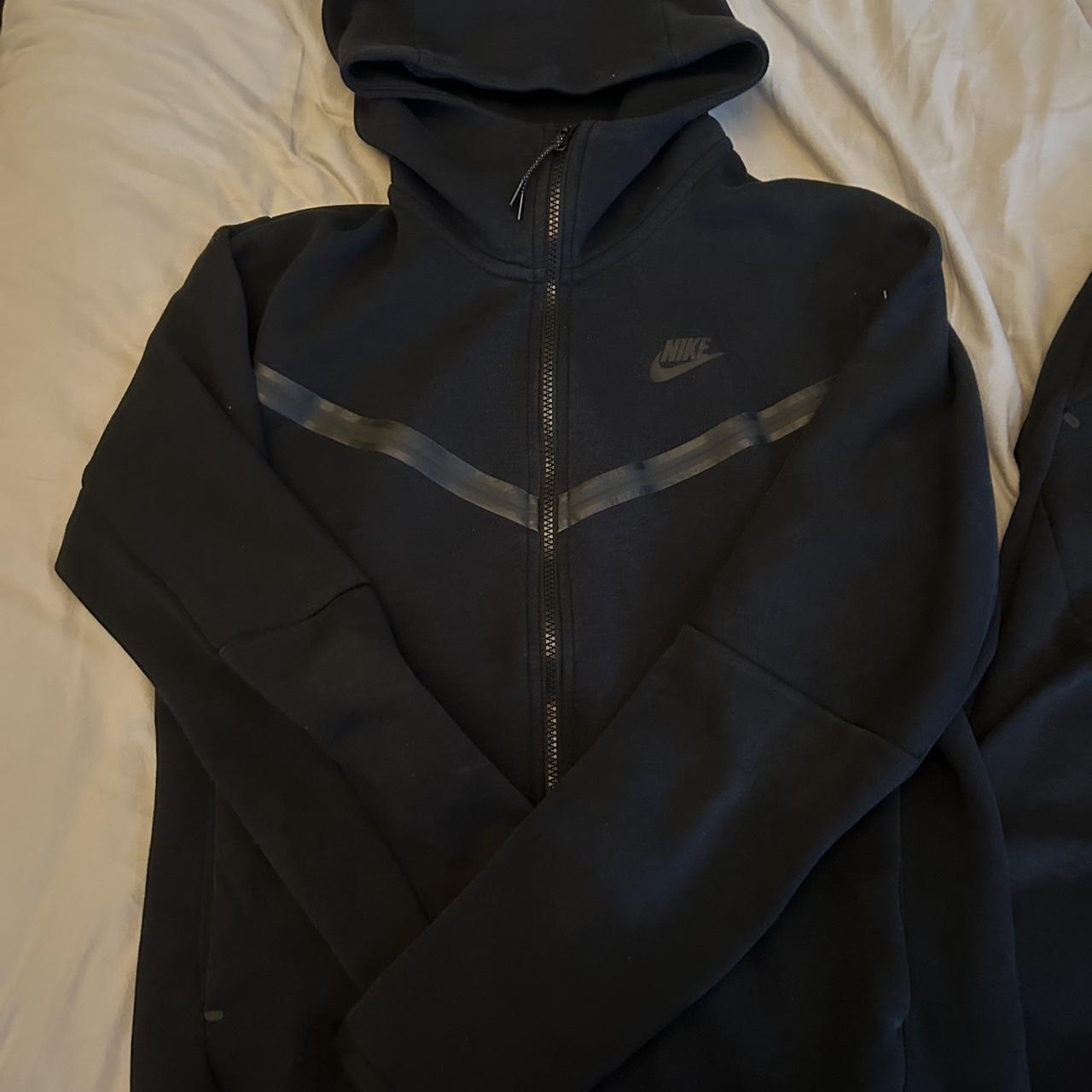 Nike Men's Hoodie | Depop