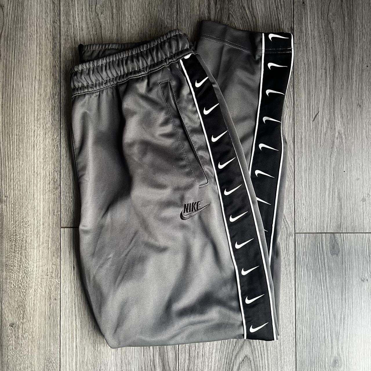 mens nike grey jogging bottoms