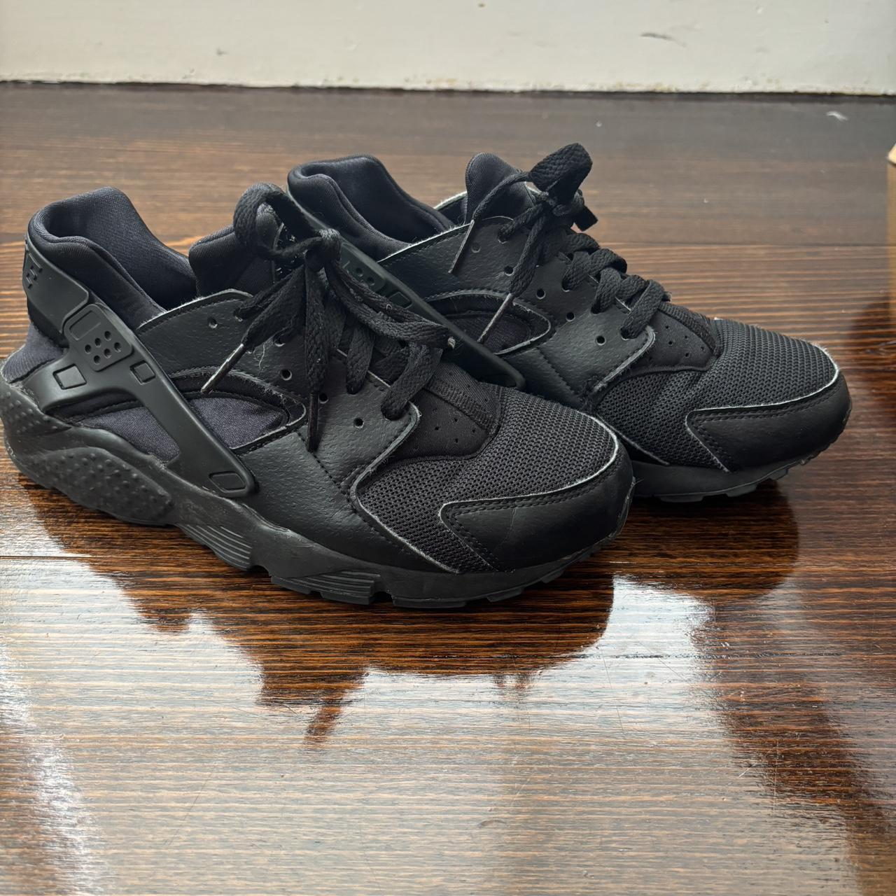 Nike huaraches All black Nike huaraches Size 7. Depop