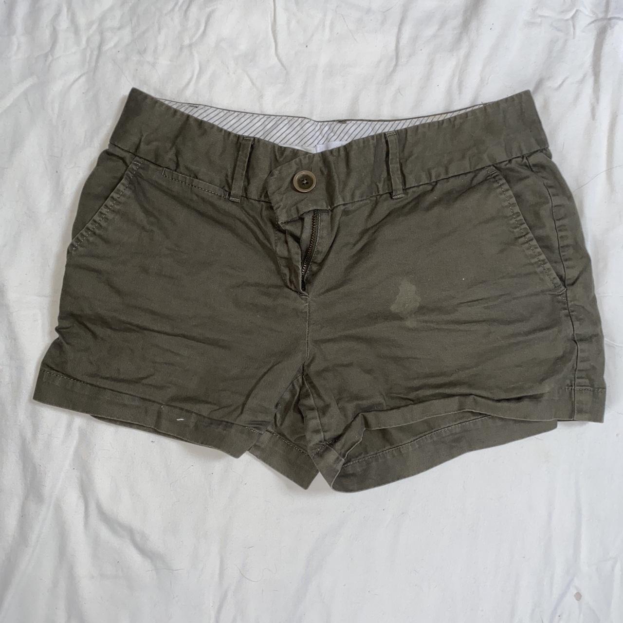 Low rise green cargo shorts - cute for summer and... - Depop