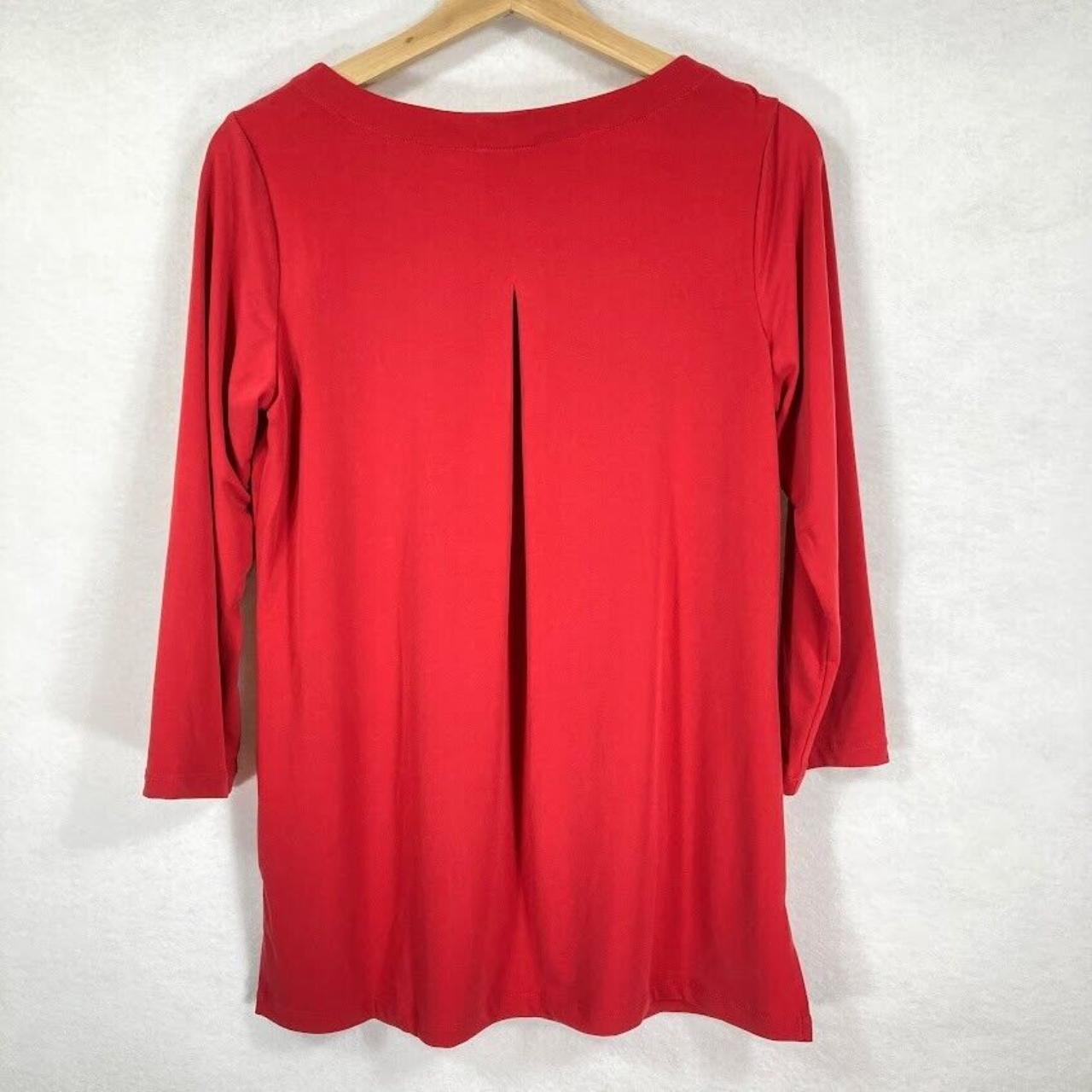 Susan Graver Women's Red T-shirt | Depop