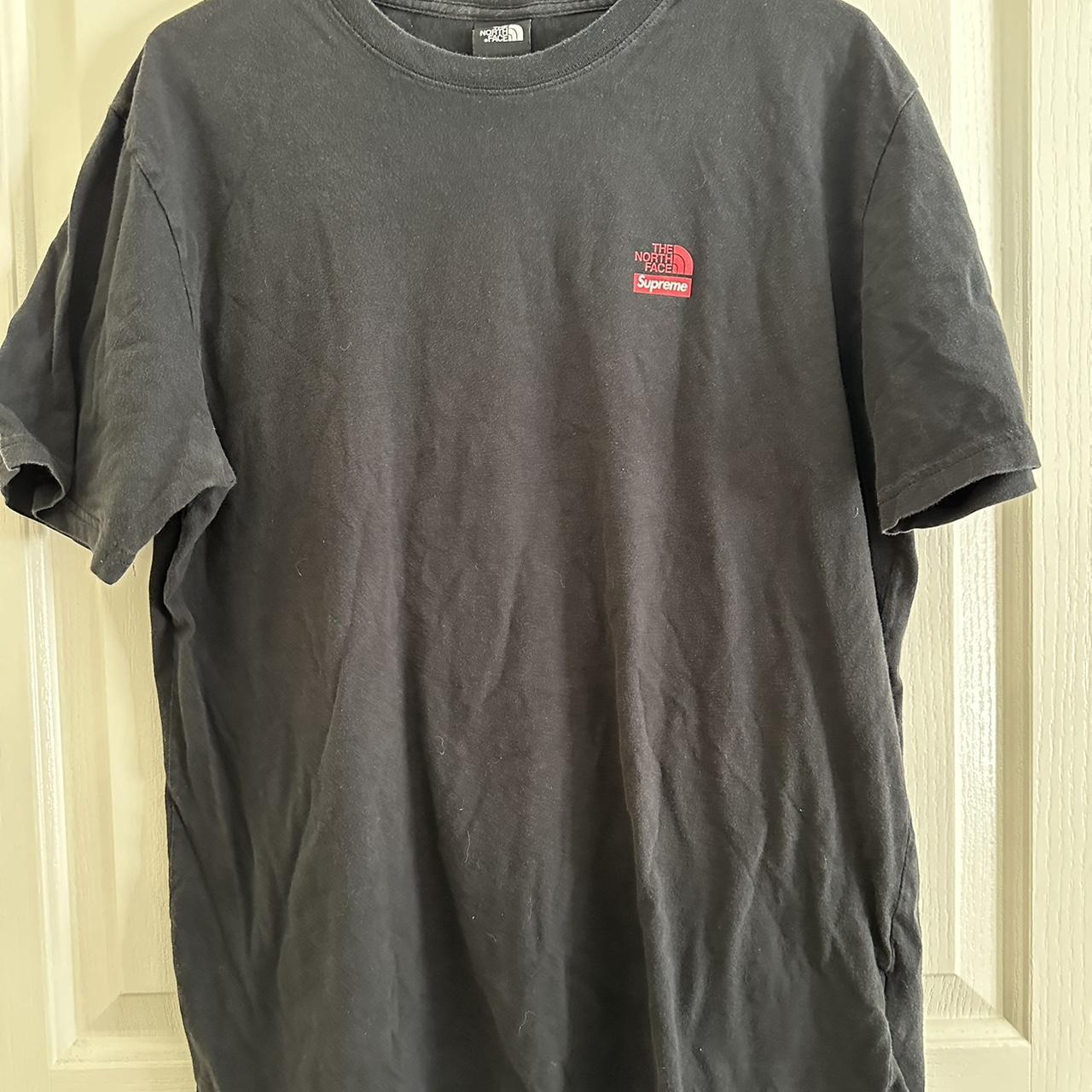 Supreme North Face Tee Size L Purchased from... - Depop