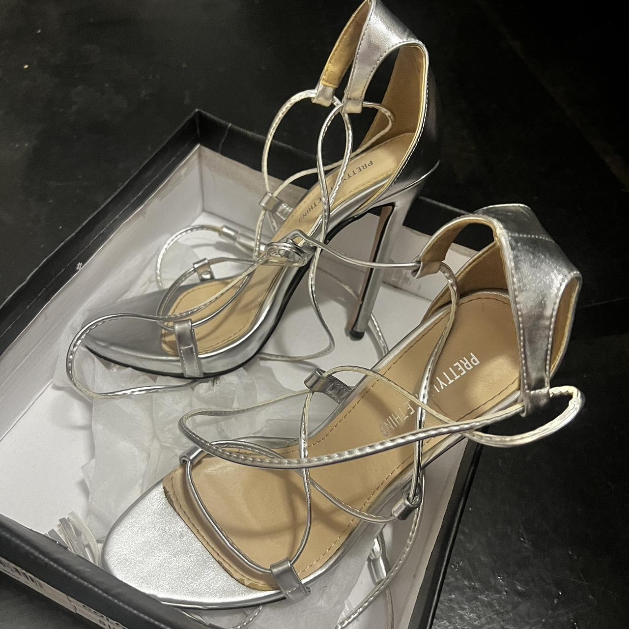 Pretty sale silver sandals