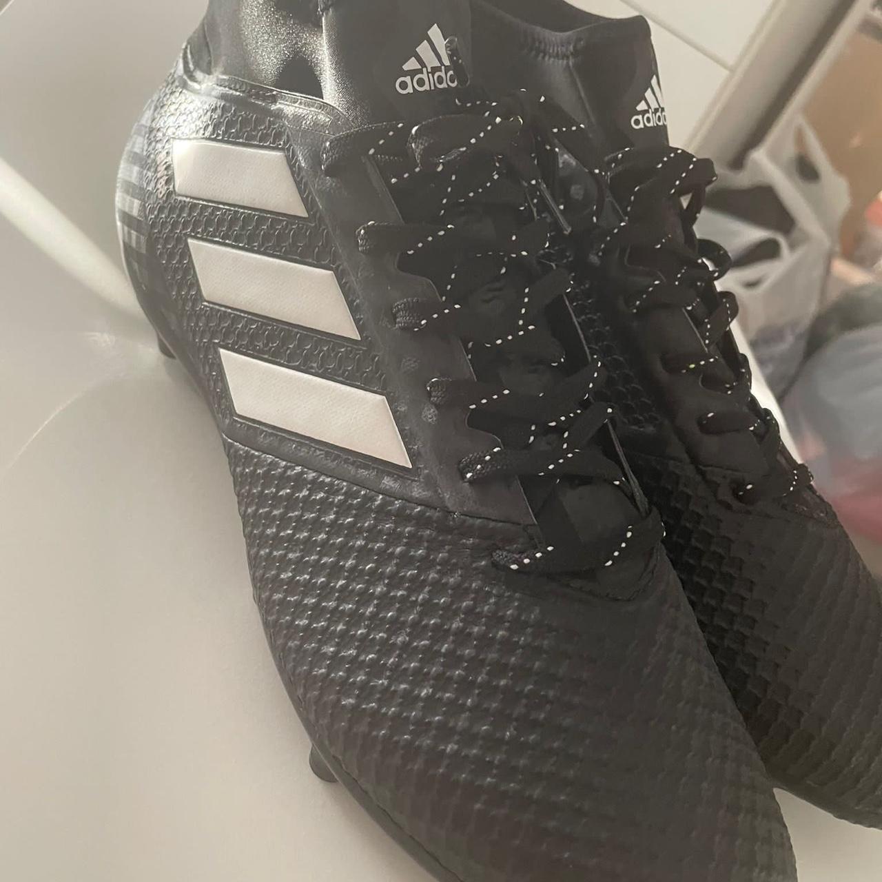 mens black adidas football boots