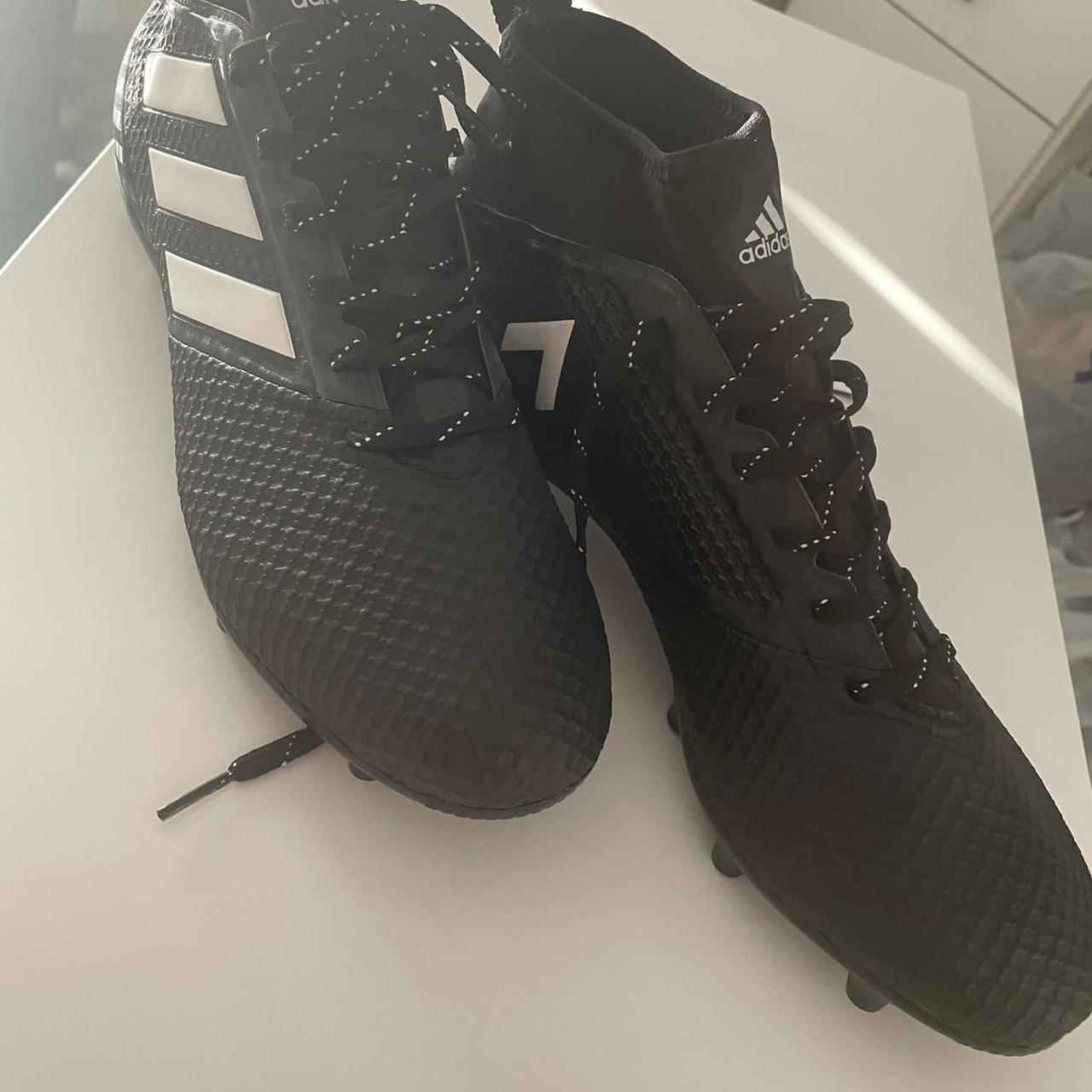 mens black adidas football boots