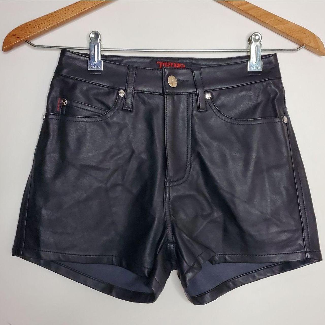 Manhattan Leather Short - Black - Shorts - Short - Women's