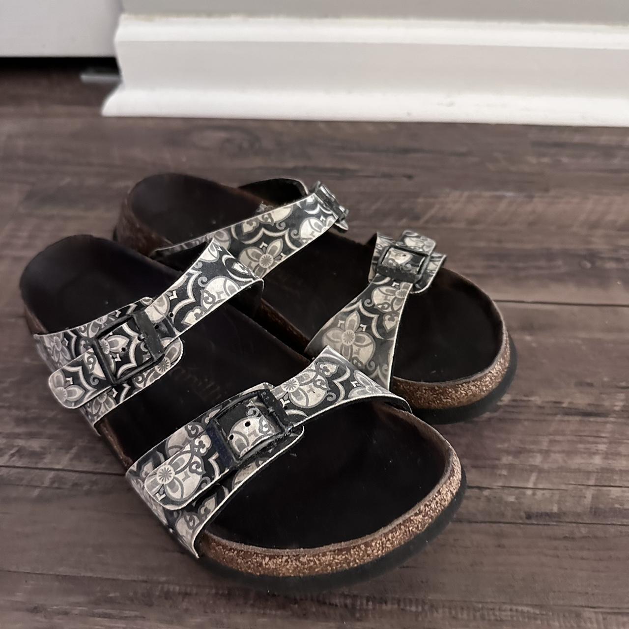 Size 7.5 in on sale birkenstocks