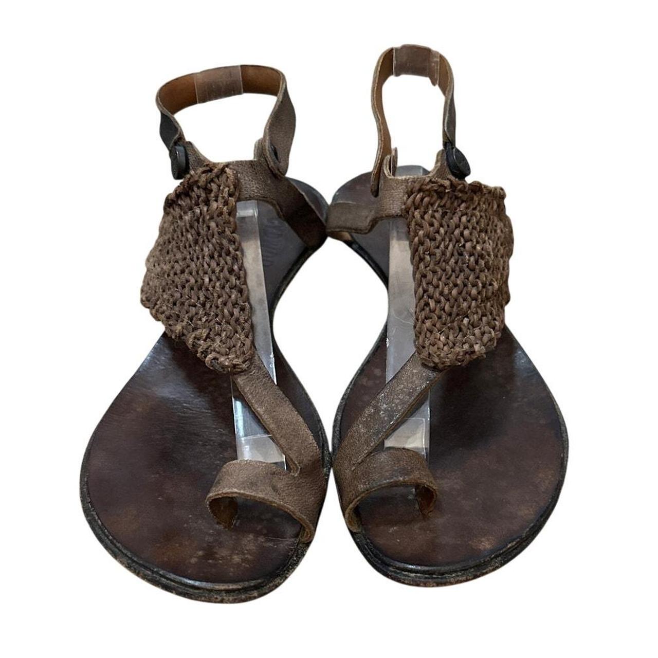 cydwoq dive vintage knit sandals