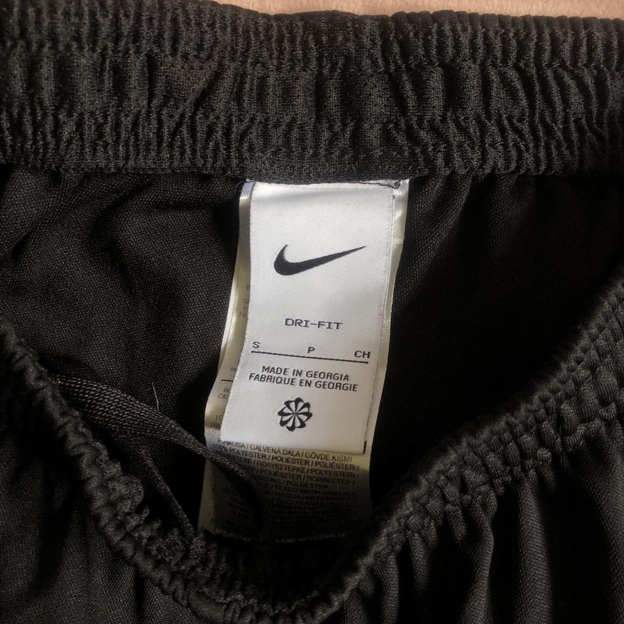 nike mens dri fit bottoms , worn once DISCOUNT... - Depop