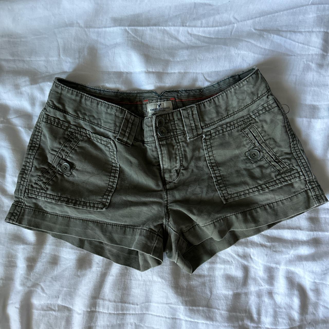 American Eagle Outfitters Women's Green and Khaki Shorts