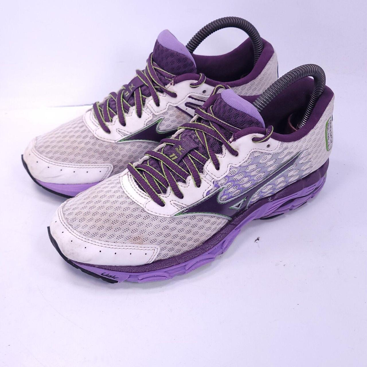 Mizuno Wave Inspire 11 Athletic Running Shoe Womens. Depop