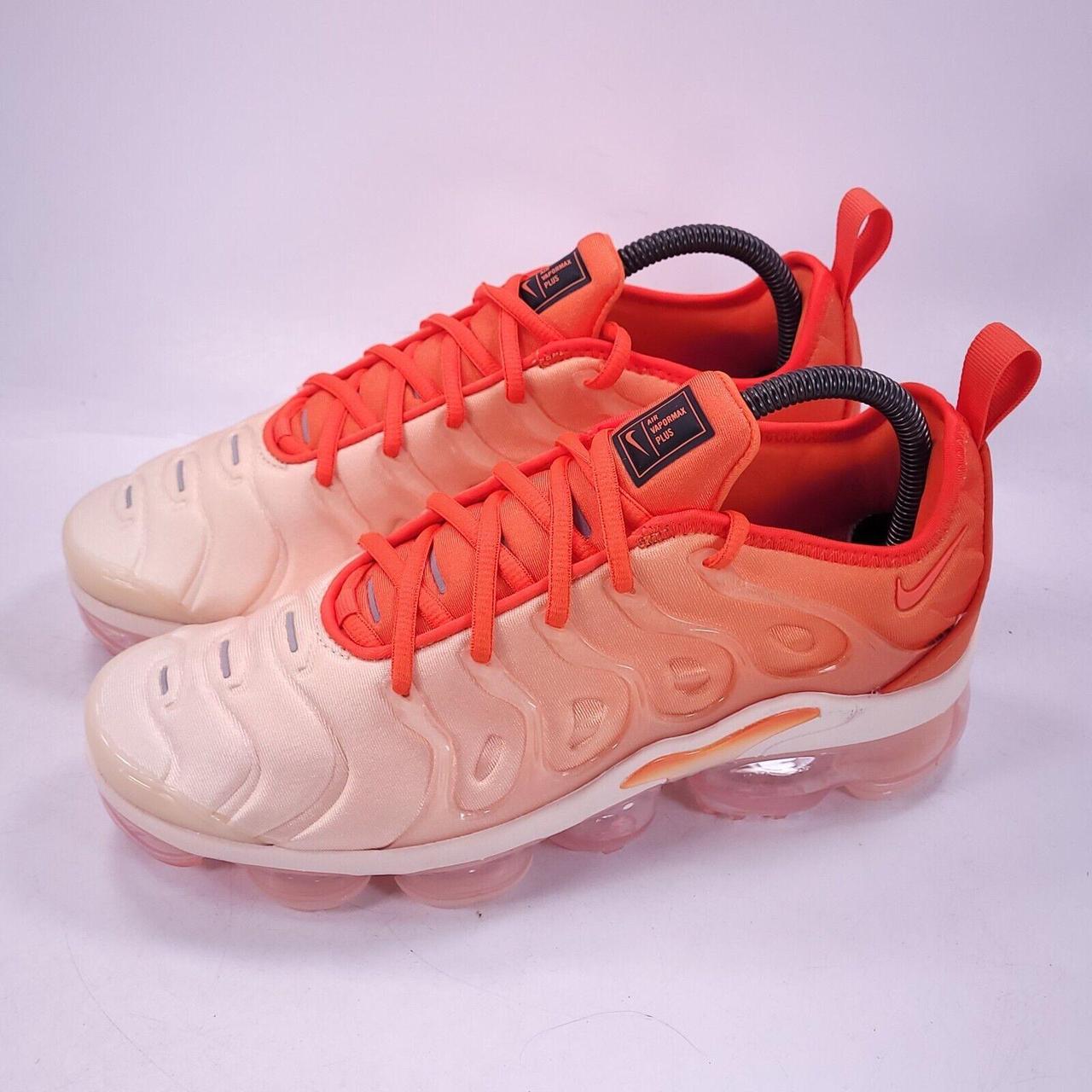 Nike air vapormax plus shops pink and orange